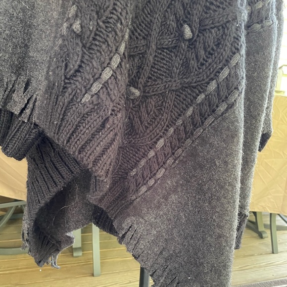 Anthropologie black and gray cabled sweater poncho - Picture 7 of 8